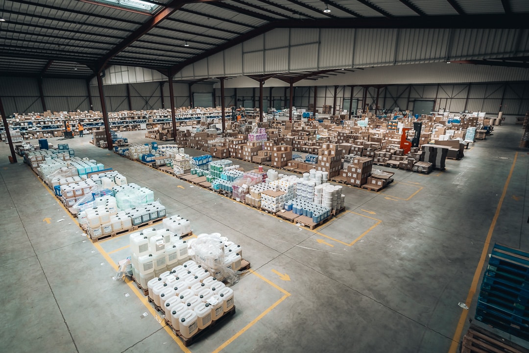 Imagen de los almacenes logísticos DUPESSEY&CO para DIVERSEY SOLENIS.